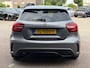 Mercedes-Benz A-klasse 180 Business Solution AMG PARKEERSENSOREN | NAVIGATIE | AIRCO | LED | KEYLESS-GO