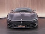 Ferrari Roma 3.9 V8 HELE 620pk |Grigio Ferro|Daytona Seats|carbon LED stuur|carbon front spoiler|carbon diffuser|carbon underdoor|22" Novitec NF11|MagneRide|Scuderia shields|ventilated electric seats|Surround View|High Power Hi-Fi|