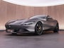 Ferrari Roma 3.9 V8 HELE 620pk |Grigio Ferro|Daytona Seats|carbon LED stuur|carbon front spoiler|carbon diffuser|carbon underdoor|22" Novitec NF11|MagneRide|Scuderia shields|ventilated electric seats|Surround View|High Power Hi-Fi|