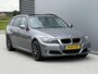BMW 3-Serie Touring 318i Luxury Line - Pano - Xenon -