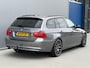 BMW 3-Serie Touring 318i Luxury Line - Pano - Xenon -