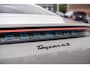 Porsche Taycan 4S Performance Plus 84 kWh | Krijt | Keramisch |€ 181.000 Np | 1 Eig | Org NL NAP | SportDesign | Achterasbesturing | Olea | SportChrono | Carbon | Warmtepomp | BOSE | Dealer Onderhouden