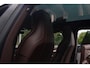 Porsche Taycan 4S Performance Plus 84 kWh | Krijt | Keramisch |€ 181.000 Np | 1 Eig | Org NL NAP | SportDesign | Achterasbesturing | Olea | SportChrono | Carbon | Warmtepomp | BOSE | Dealer Onderhouden