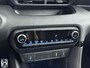 Toyota Yaris 1.5 Hybrid GR Sport Bi-tone Pearl White / Zwart dak | Apple carplay | Android Auto | All Season banden |