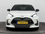 Toyota Yaris 1.5 Hybrid GR Sport Bi-tone Pearl White / Zwart dak | Apple carplay | Android Auto | All Season banden |