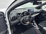 Toyota Yaris 1.5 Hybrid GR Sport Bi-tone Pearl White / Zwart dak | Apple carplay | Android Auto | All Season banden |