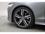 Volvo V60 2.0 B3 Momentum Advantage Automaat - Carplay, Camera, Stoelverw.