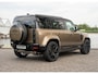 Land Rover Defender 110 P300e 110 X-Dynamic HSE | Full Options | Urban WX-2R | Incl. Winterbanden | Gondwana Stone | 6-persoons! |