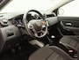 Dacia Duster TCe 130 Prestige | MediaNav Navigatiesysteem met Apple Carplay & Android Auto | Cruise Control | Blind spot warning | Lichtmetalen velgen 17" | 360 multiview camera | Elektronisch geregelde airconditioning | Dacia handsfree card |