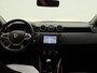Dacia Duster TCe 130 Prestige | MediaNav Navigatiesysteem met Apple Carplay & Android Auto | Cruise Control | Blind spot warning | Lichtmetalen velgen 17" | 360 multiview camera | Elektronisch geregelde airconditioning | Dacia handsfree card |