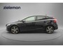 Volvo V40 1.6 T3 Kinetic - Navi, Camera, Clima, Cruise, Trekhaak