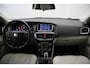 Volvo V40 1.6 T3 Kinetic - Navi, Camera, Clima, Cruise, Trekhaak