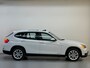 BMW X1 SDrive18i PANO TREKHAAK NAVI LEDER 4 Niuewe Banden