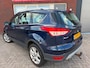 Ford Kuga 1.6 Titanium / Leder / Navi / Camera / PDC / Park assist / Keyless