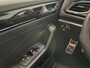 Volkswagen T-Roc 1.0 TSI R-Line - Camera - ACC - IQ - Massage - BTW