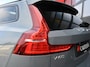 Volvo V60 2.0 T6 AWD Long Range 398PK R Design Thunder Grey | Pano | Trekhaak | Leder | Memory | Matrix Led | Stoel & Stuurwielverwarming | Camera | PDC | Digital Dash | Dodehoek Detectie | Adaptive Cruise | Keyless | Lane Assist | Carplay