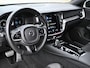 Volvo V60 2.0 T6 AWD Long Range 398PK R Design Thunder Grey | Pano | Trekhaak | Leder | Memory | Matrix Led | Stoel & Stuurwielverwarming | Camera | PDC | Digital Dash | Dodehoek Detectie | Adaptive Cruise | Keyless | Lane Assist | Carplay