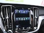 Volvo V60 2.0 T6 AWD Long Range 398PK R Design Thunder Grey | Pano | Trekhaak | Leder | Memory | Matrix Led | Stoel & Stuurwielverwarming | Camera | PDC | Digital Dash | Dodehoek Detectie | Adaptive Cruise | Keyless | Lane Assist | Carplay