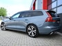 Volvo V60 2.0 T6 AWD Long Range 398PK R Design Thunder Grey | Pano | Trekhaak | Leder | Memory | Matrix Led | Stoel & Stuurwielverwarming | Camera | PDC | Digital Dash | Dodehoek Detectie | Adaptive Cruise | Keyless | Lane Assist | Carplay