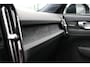 Volvo XC40 Recharge Ultimate 70 kWh Pano / Trekhaak / 360 / All-in prijs! / 12mnd Bovag garantie!