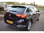 Volkswagen T-Roc 1.5 TSI Sport 150 PK ADAP CRUISE/CARPLAY/CAMERA/AIRCO-ECC/PDC V+A/TREKH/6 BAK/LMW 17 INCH/STOEL+STUUR VERW/USB