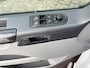 Volkswagen Transporter Kombi 2.0 TDI L1H1 Airco Cruise control Parkeersensoren voor en achter Trekhaak 2500kg Trekgewicht Euro 5 Ex overheid 1e eigenaar Dealer onderhouden