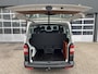 Volkswagen Transporter Kombi 2.0 TDI L1H1 Airco Cruise control Parkeersensoren voor en achter Trekhaak 2500kg Trekgewicht Euro 5 Ex overheid 1e eigenaar Dealer onderhouden