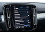 Volvo XC40 2.0 B3 Plus Black Edition | ACC | Trekhaak | 360° Camera | Harman/Kardon | Keyless | Stoel+Stuurverwarming | 20 inch