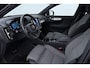 Volvo XC40 2.0 B3 Plus Black Edition | ACC | Trekhaak | 360° Camera | Harman/Kardon | Keyless | Stoel+Stuurverwarming | 20 inch