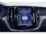 Volvo XC60 T6 Plug-in hybrid Plus Dark | ACC | Trekhaak | Panoramadak | Camera | Stoel+Stuurverwarming | Memory | Getint Glas