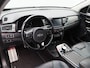 Kia Niro EV e-Niro ExecutiveLine 64 kWh 204 Pk | Leder | Trekhaak | Camera | CarPlay | 17 Inch