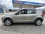 Dacia Sandero 1.2 Lauréate, airco, lichtmetalen velgen, mistlampen.