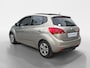 Kia Venga 1.4 CVVT ExecutiveLine | Dealer onderhouden | Kantel / schuifdak | Trekhaak | Hoge instap | All season banden