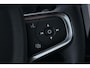 Volvo EX40 Twin Motor Plus Black Edition 82 kWh | 409 PK! | AWD | 360° Camera | Harman/Kardon | Stoel+Stuurverwarming | ACC