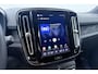 Volvo EX40 Twin Motor Plus Black Edition 82 kWh | 409 PK! | AWD | 360° Camera | Harman/Kardon | Stoel+Stuurverwarming | ACC