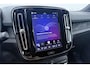 Volvo EX40 Twin Motor Plus Black Edition 82 kWh | 409 PK! | AWD | 360° Camera | Harman/Kardon | Stoel+Stuurverwarming | ACC