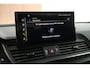Audi Q5 55 TFSI e 376pk S edition Trekhaak Camera Luchtvering Stoelverwarming Keyless Massage Navigatie S-Line
