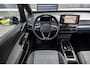 Volkswagen ID.3 150pk Pure 45 kWh | SoH 93% | 19" Velgen | Stoel-& Stuurverwarming | CarPlay