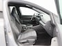 Volkswagen Golf 1.5 eHybrid GTE 272 Pk Automaat | Trekhaak | Stoelverwarming | Adaptive Cruise | Camera |  IQ Light | Panoramadak | 18 Inch | 22.129 Km !!