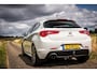 Alfa Romeo Giulietta 1.4 T Distinctive | PDC | Trekhaak