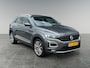 Volkswagen T-Roc 1.5 150pk TSI Sport Navigatiefunctie 'Discover Media' | Velgen 'Montego Bay', 18 inch | Parkeersensoren