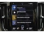 Volvo XC60 Recharge T6 AWD Inscription - Panorama/schuifdak - IntelliSafe Assist & Surround - 360º Camera - Harman/Kardon audio - Adaptieve LED koplampen - Verwarmde voorstoelen, stuur & achterbank - Parkeersensoren voor & achter - Elektr. bedienb. voorstoelen met geheugen - Head up display - Draadloze tel. lader - Standkachel - Extra getint glas - 22' LMV