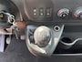 Renault Master T35 2.3 dCi Hiab Laadkraan T-CLX 013 Trekhaak 2500 kg Airco Cruise controle 2-Persoons Open laadbak Pick-up Euro 6 Verkeersbord Actiebord Pijlenbord Bakwagen P-up