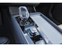 Volvo XC90 T8 Recharge AWD Ultra Dark Exec. Ed. - Luchtvering - Panorama/schuifdak - IntelliSafe Assist & Surround - 360º Camera - Bowers & Wilkins audio - Adaptieve LED koplampen - Verwarmde voorstoelen, stuur & achterbank - Parkeersensoren voor & achter - Elektr. bedienb. voorstoelen met geheugen - Geventileerde voorstoelen - Head up display - Draadloze tel. lader - Extra getint glas - 22' LMV