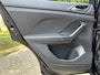 Volkswagen T-Cross 1.0 TSI Active | ACC | CAM | CARPLAY | CLIMA | LED | NAVI | PDC V&A | STOELVERW. | TREKHAAK AFN. | VIRTUAL COCKPIT