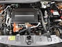 Peugeot e-2008 EV GT 50 kWh | Automaat | Climate control | Camera | Parkeersensoren | Cruise control | Apple carplay | Android auto | Lane assist | Lichtmetalen velgen |