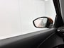 Peugeot e-2008 EV GT 50 kWh | Automaat | Climate control | Camera | Parkeersensoren | Cruise control | Apple carplay | Android auto | Lane assist | Lichtmetalen velgen |