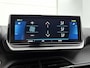 Peugeot e-2008 EV GT 50 kWh | Automaat | Climate control | Camera | Parkeersensoren | Cruise control | Apple carplay | Android auto | Lane assist | Lichtmetalen velgen |
