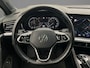 Volkswagen Touareg Elegance 3.0 TSI eHybrid 381pk Tiptronic Trekhaak, Luchtvering, Lederen bekleding, Panoramadak, Adaptive cruise control, Head up display, LED matrix koplampen