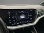 Volkswagen Touareg Elegance 3.0 TSI eHybrid 381pk Tiptronic Trekhaak, Luchtvering, Lederen bekleding, Panoramadak, Adaptive cruise control, Head up display, LED matrix koplampen